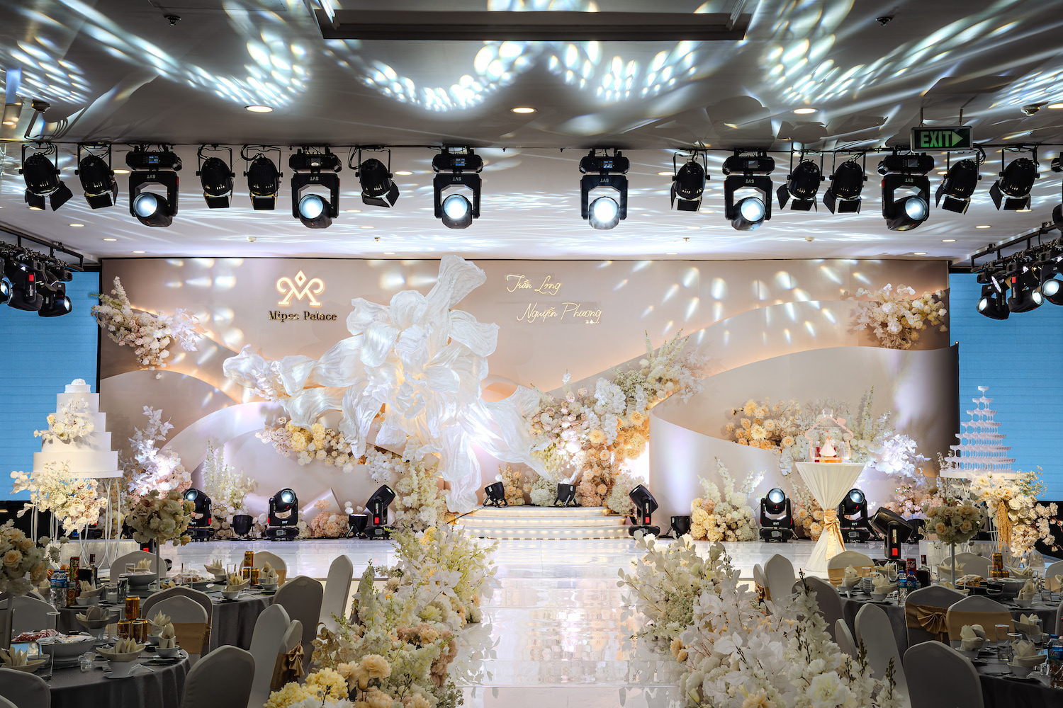 sanh tiec salon 2 mipec palace 3