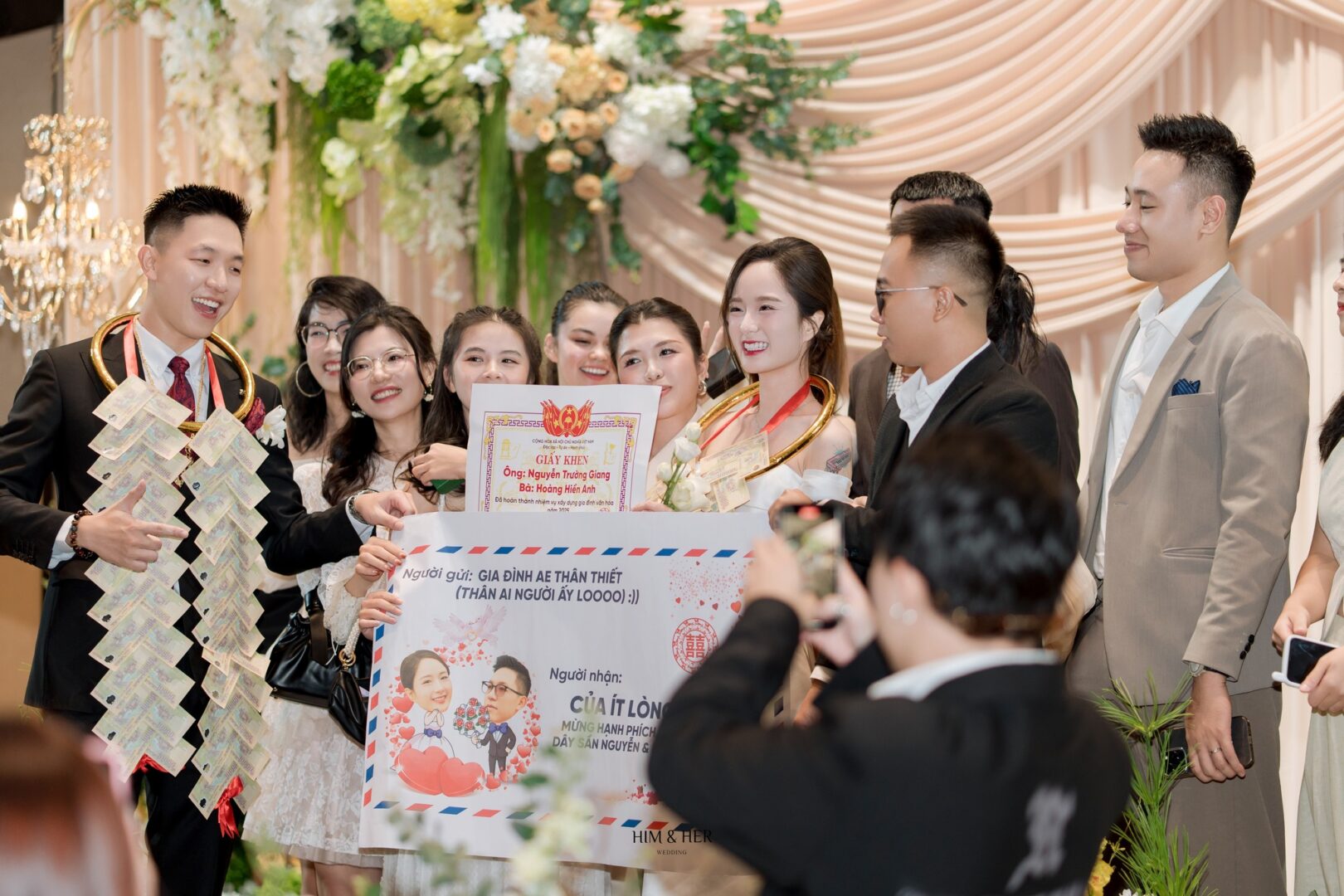 Quà Cưới Nên Tặng Gì