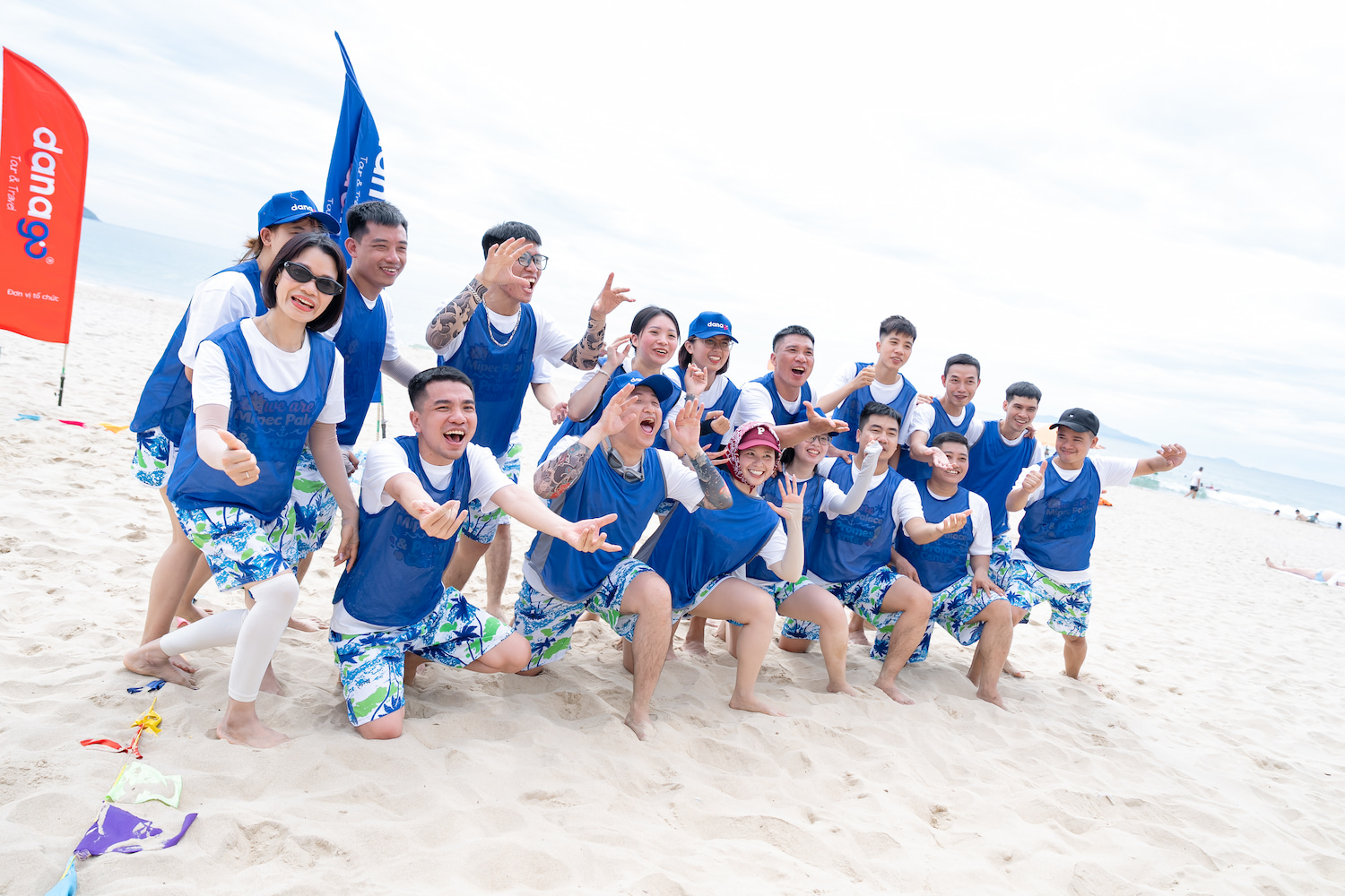 Teambuilding Hè 2026 Mipec Palace Tại Đà Nẵng 10 Các thành viên cùng ăn mừng kết quả sau chuỗi thử thách