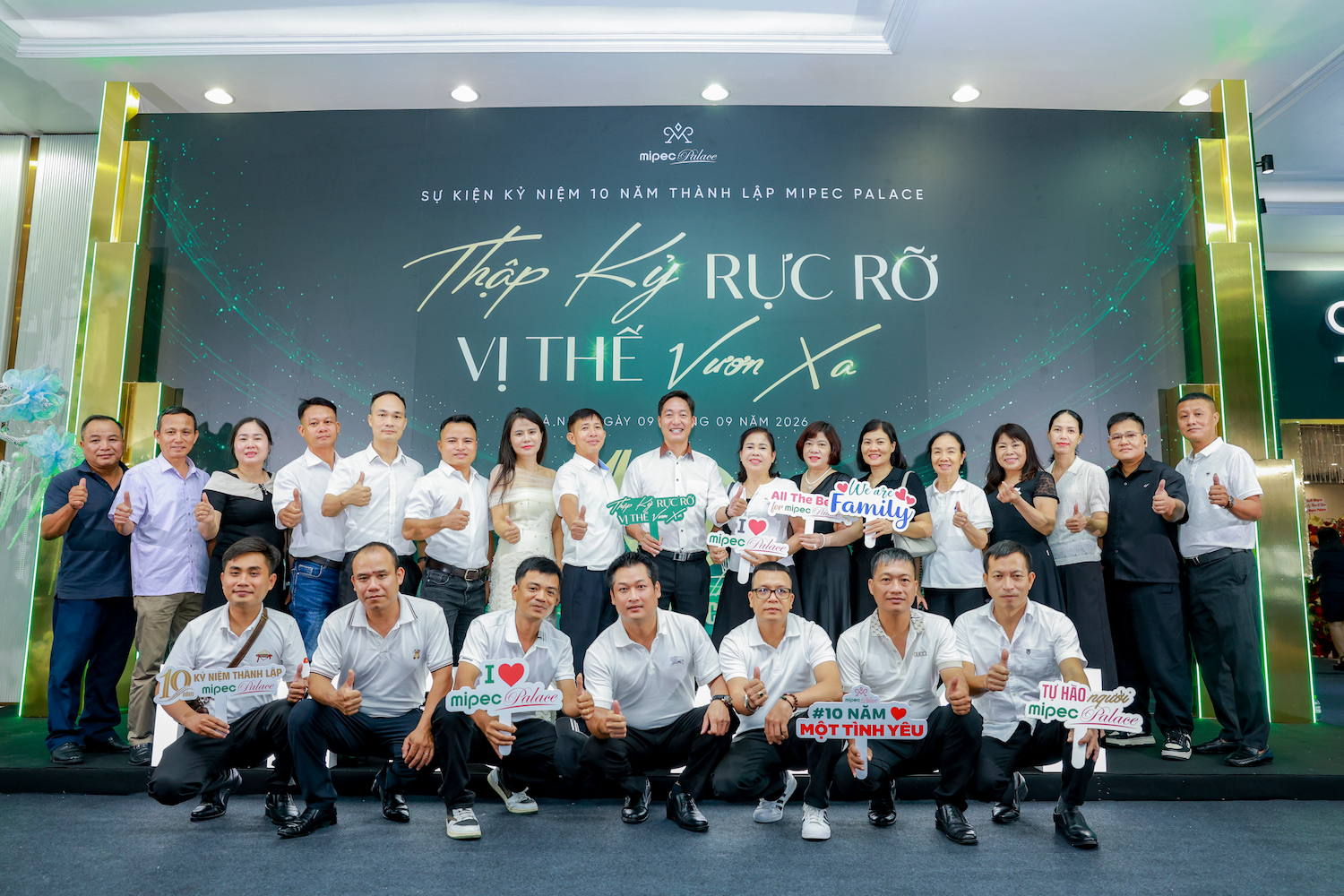 Lễ Kỷ Niệm 10 Năm Thành Lập Mipec Palace 5 checkin ky niem 10 nam thanh lap mipec palace