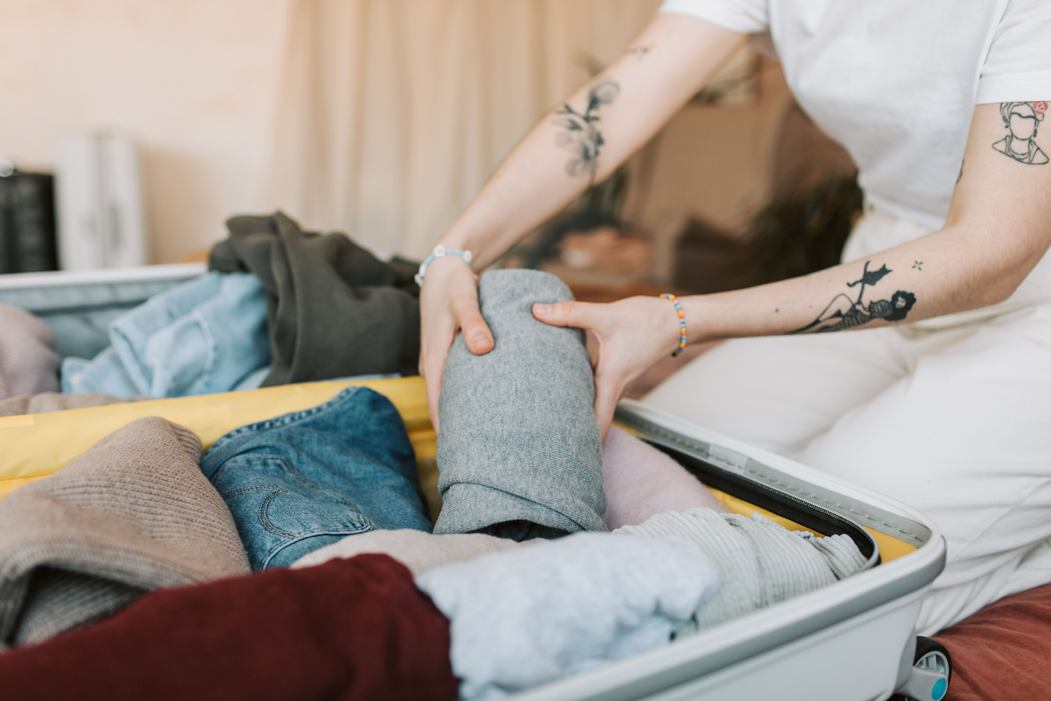 Những Điều Kiêng Kỵ Khi Xách Vali Cô Dâu Về Nhà Chồng 3 Vali cô dâu về nhà chồng gồm những gì?